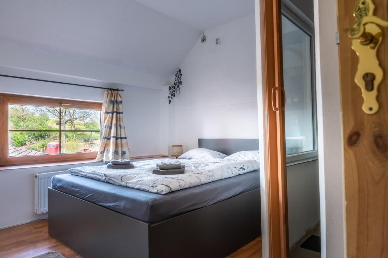Ranc Cerveny Mlyn Villa Lisov  ภายนอก รูปภาพ